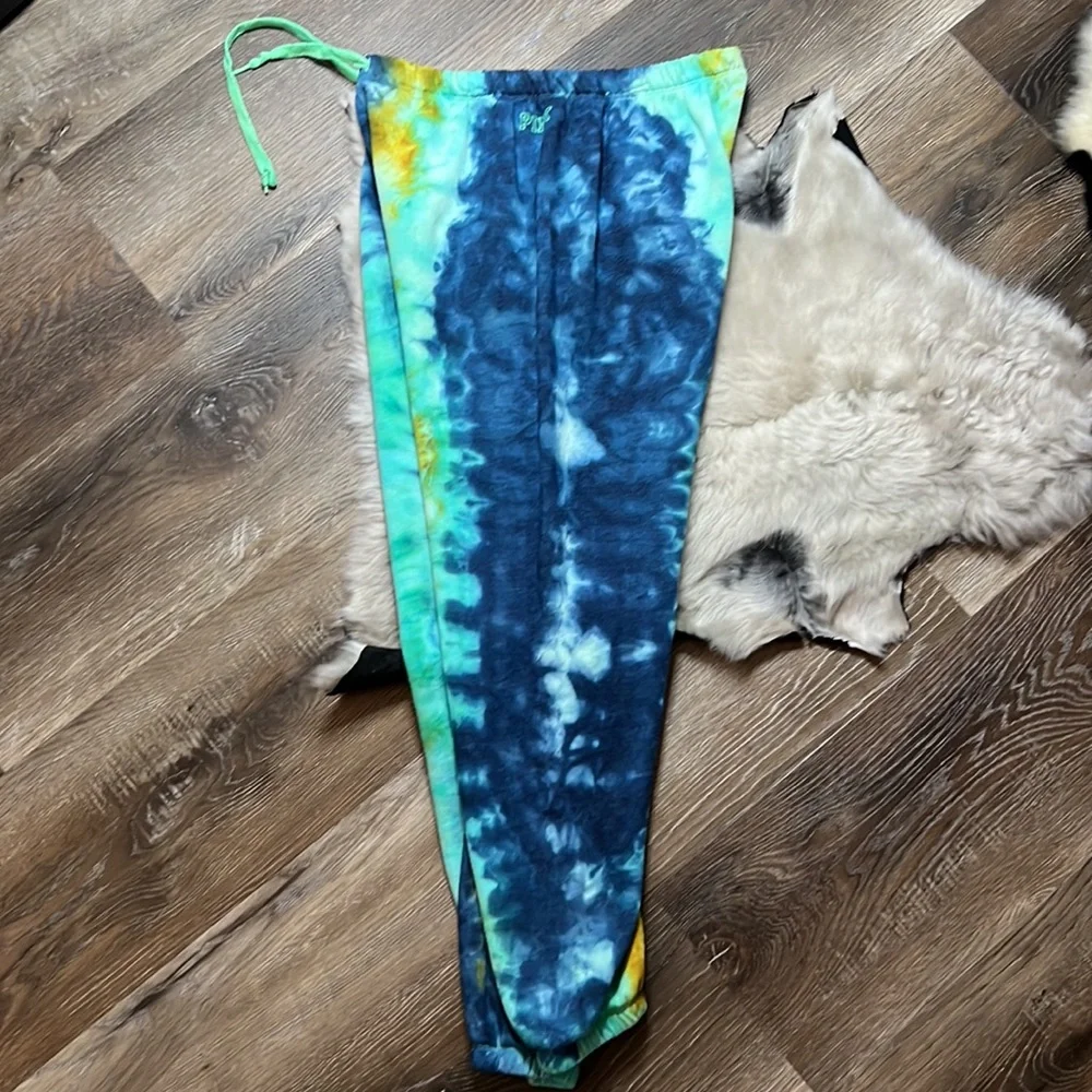 SOLD - Picture 4 of 8